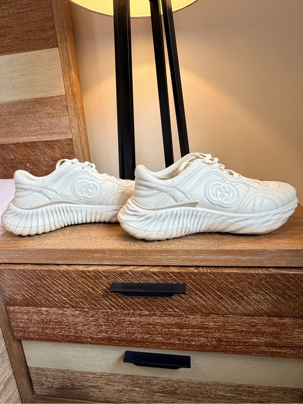 Gucci Off-White Lace-Up Men's Sneakers